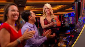 bet 369 မိုဘိုင်းအက်ပ် Myanmar ကစားသမား Sportsbook Live Betting ကြည့်နေသောမြင်ကွင်း